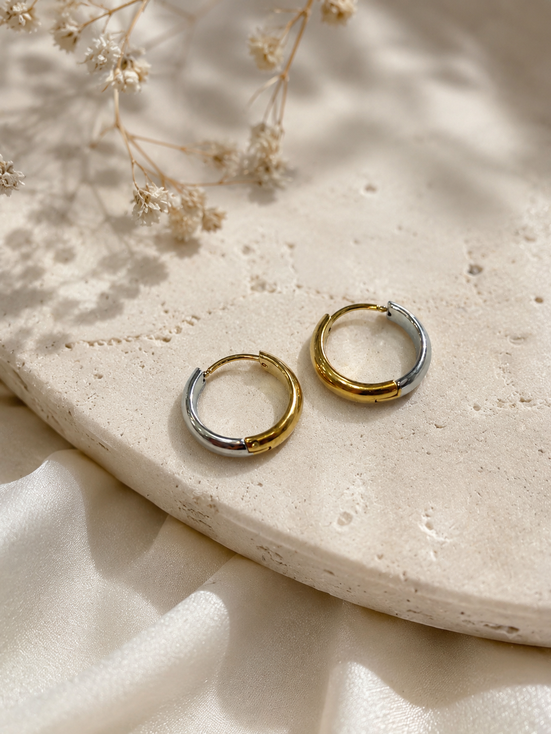 Sekhara Earrings