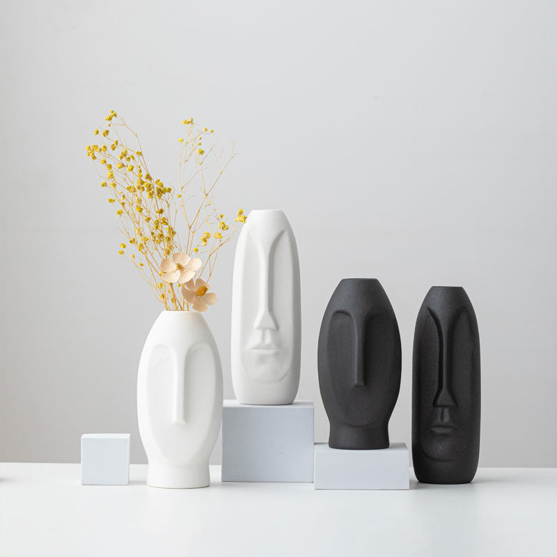 Kaelen Face Art Vase