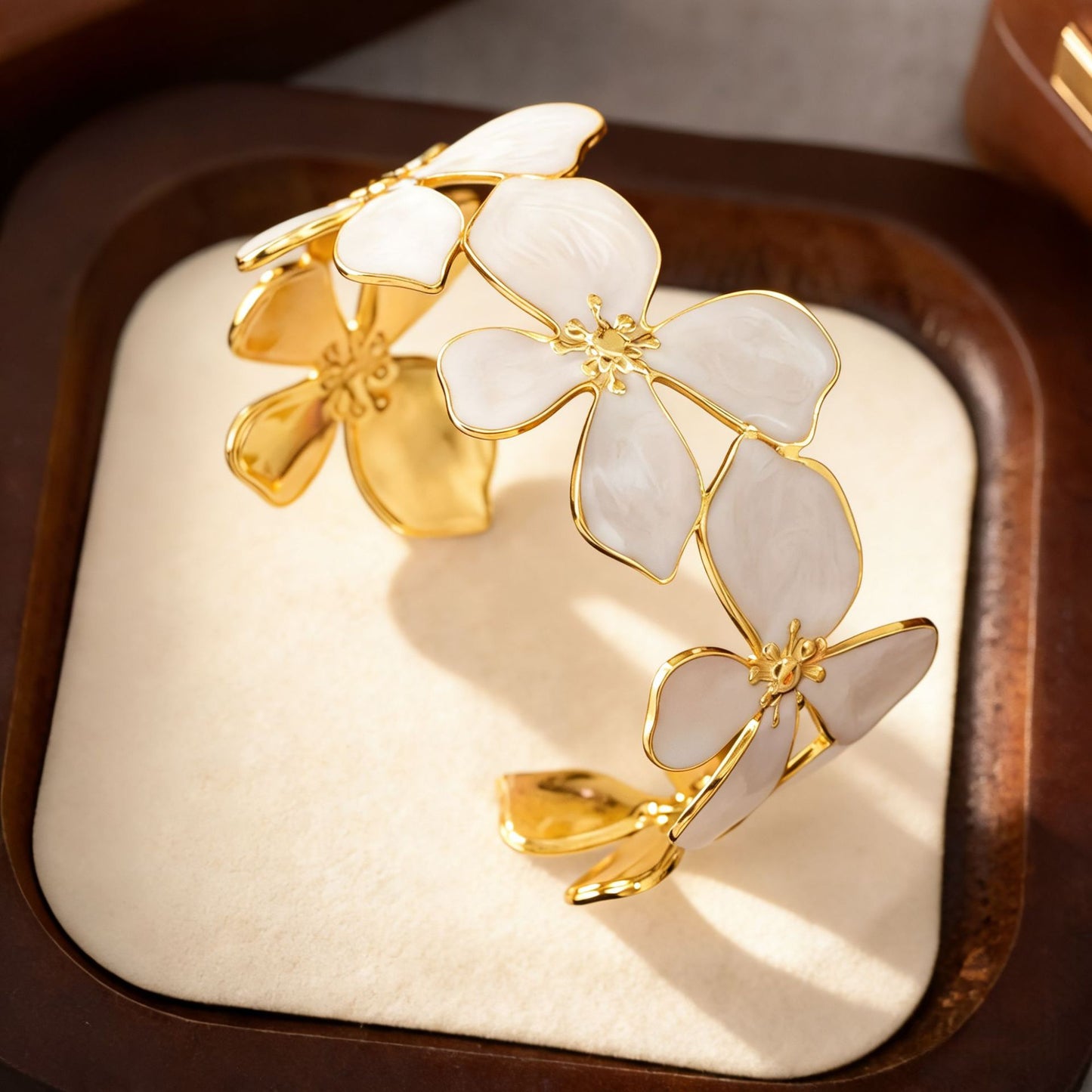 Lydia Bangle