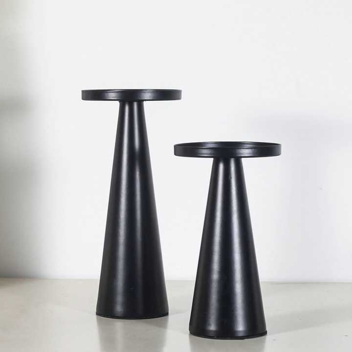 Tyr Candle Plate Set