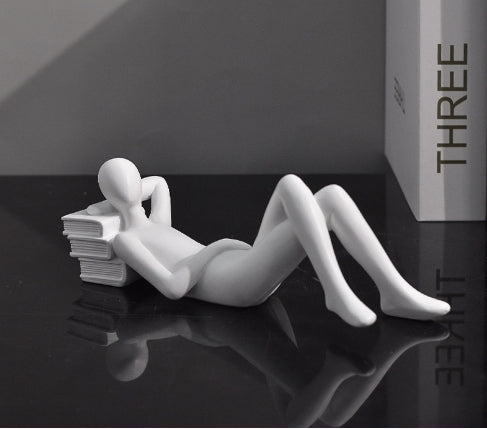 Vyrell Sculpture