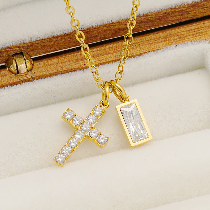 Calira Necklace