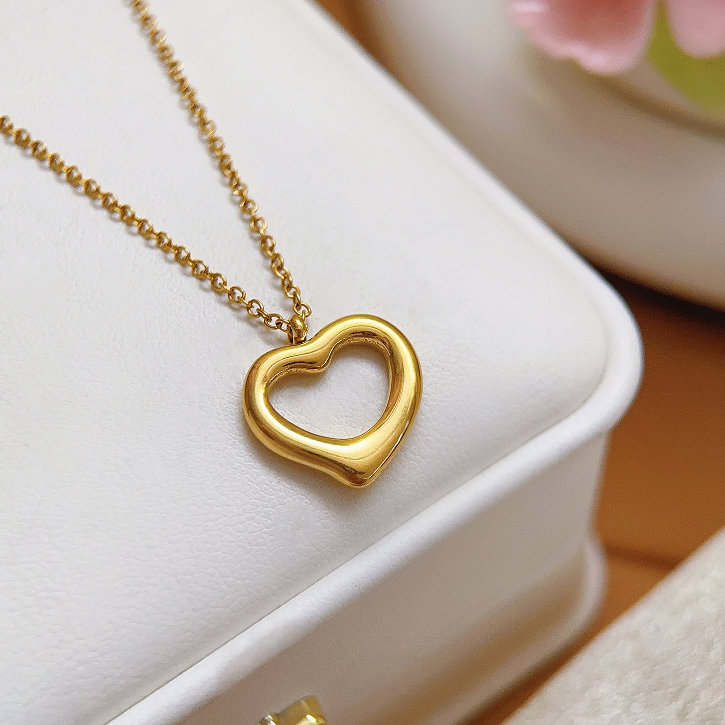 Viana Necklace