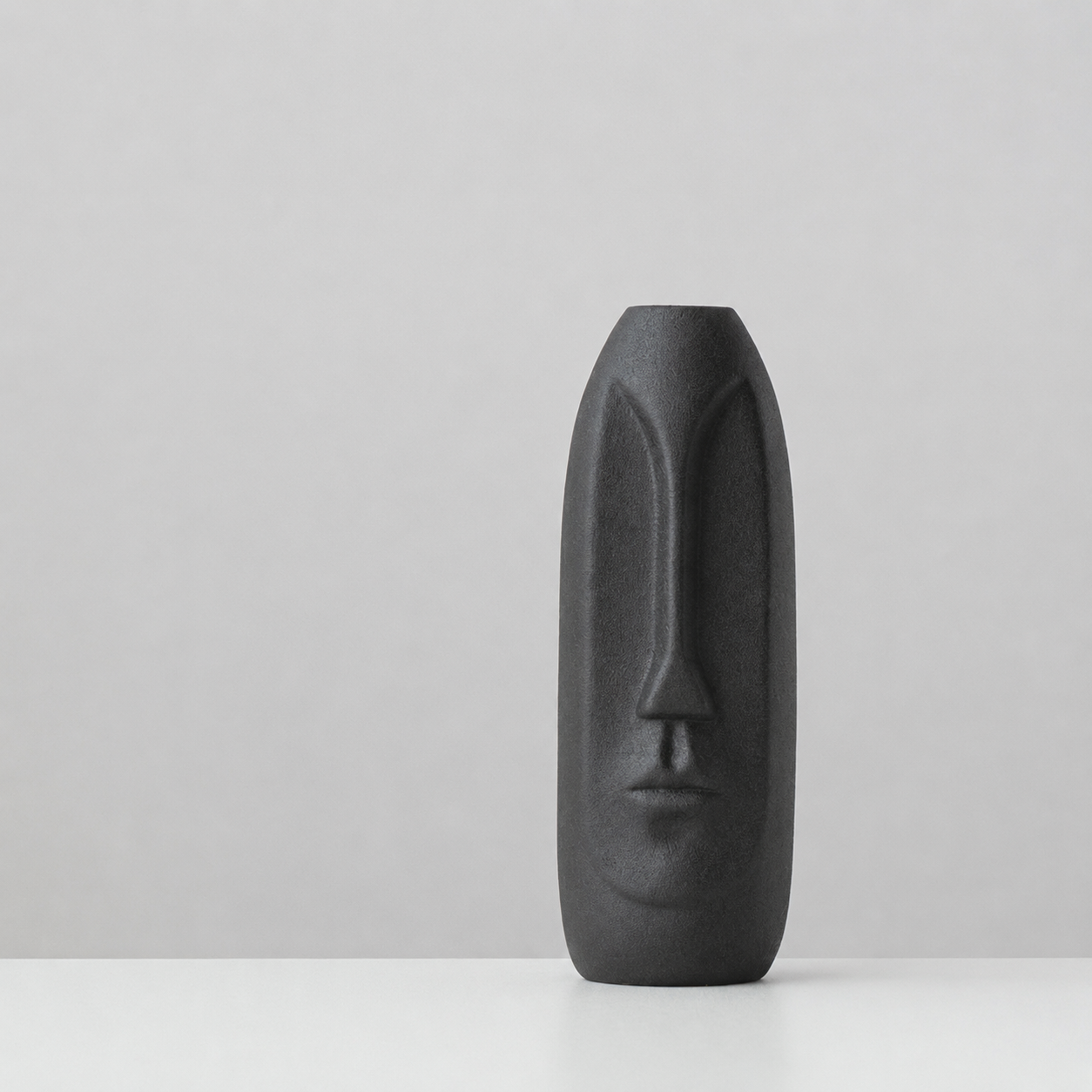 Kaelen Face Art Vase