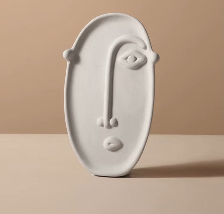 Artena Face Vase