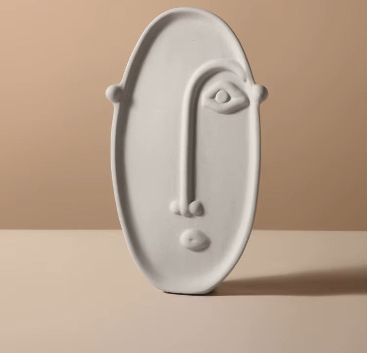 Artena Face Vase