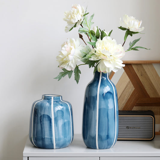 Azora Vase