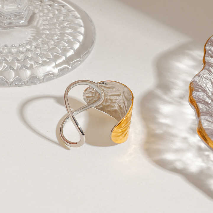 Harmonia Ring