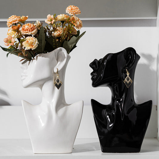 Aiva Ceramic Vase