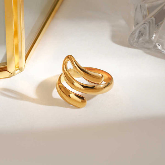 Clio Luxe Ring