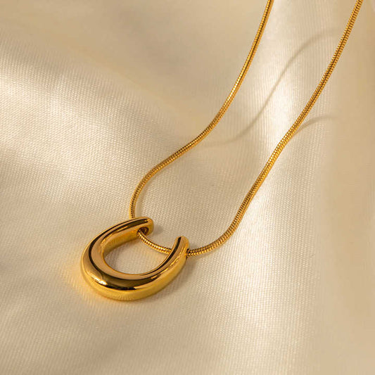 Vara Necklace