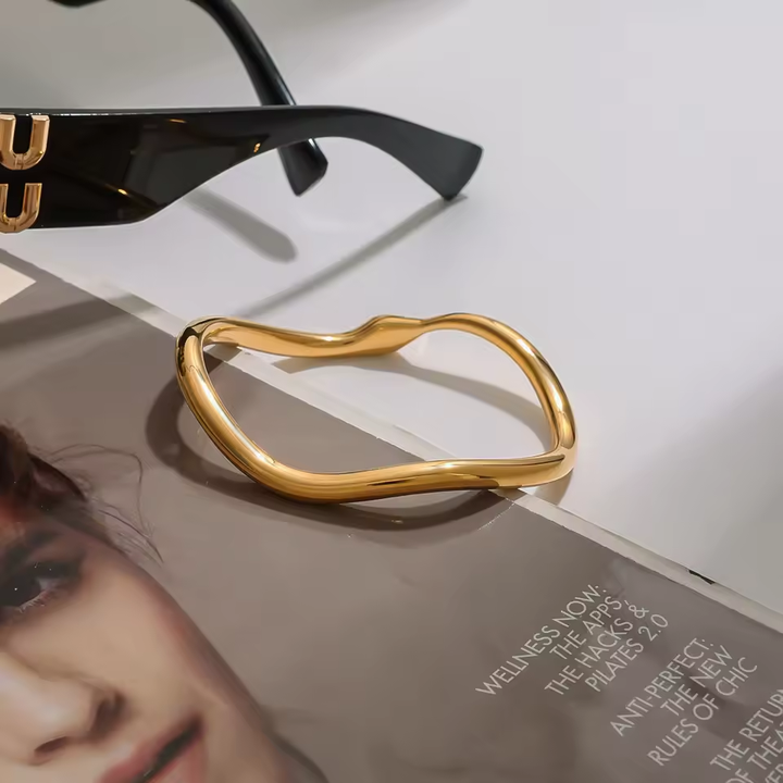 Echidna Serpent Cuff