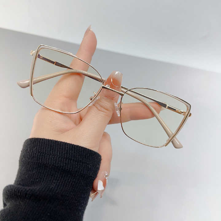 Brísing Luxe Glasses