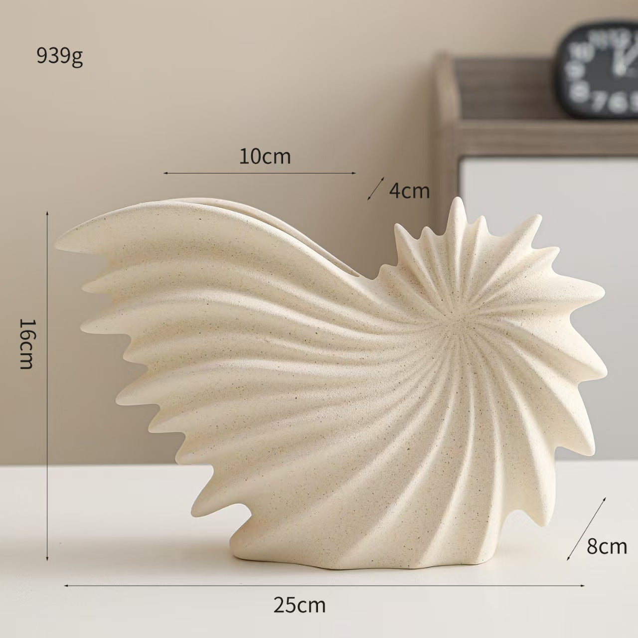 Calista Vase