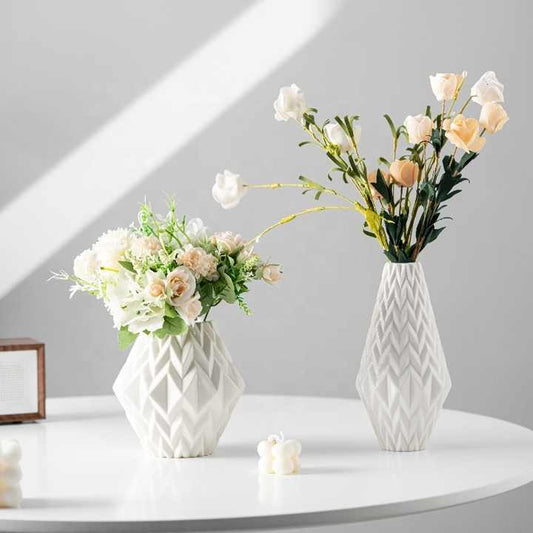 Atelier Blanc Ceramic Vase