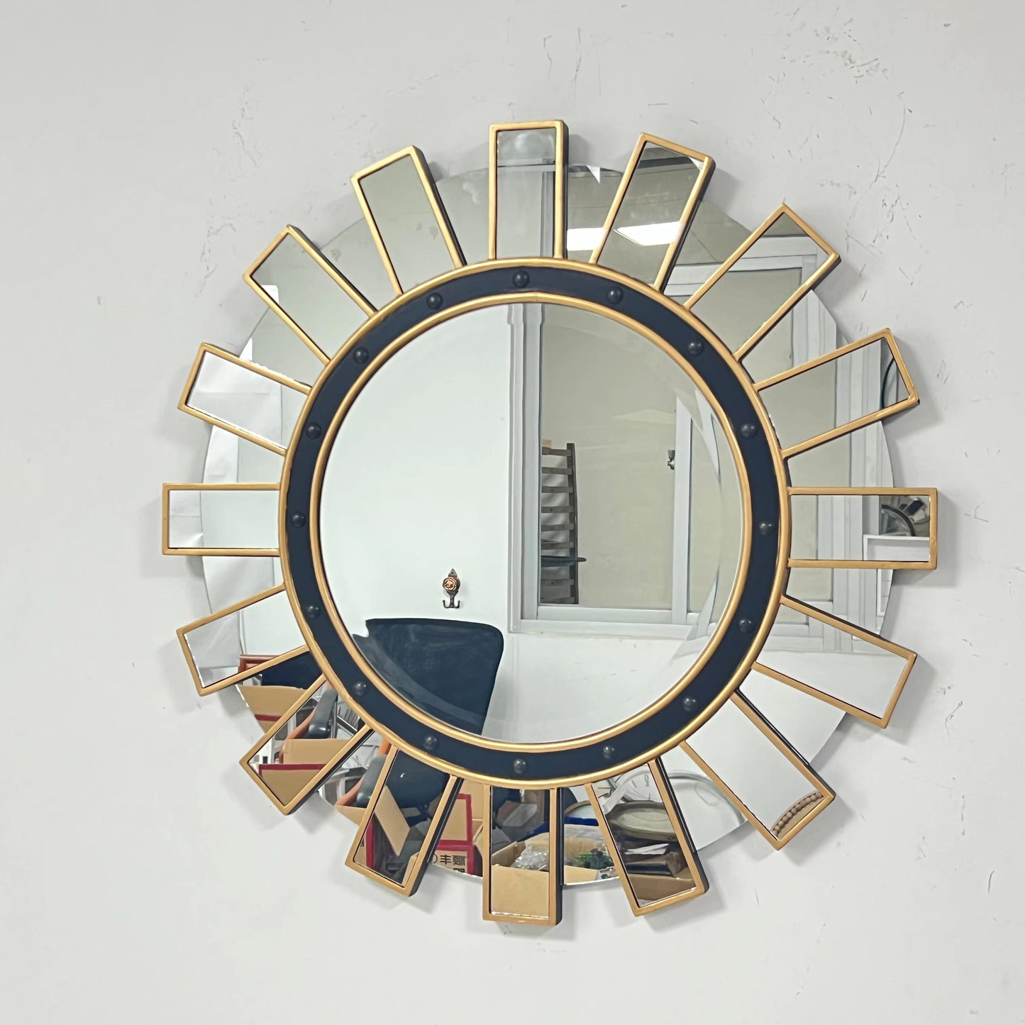 Solayne Mirror