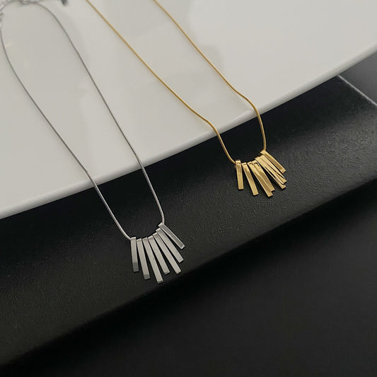 Elarith Necklace