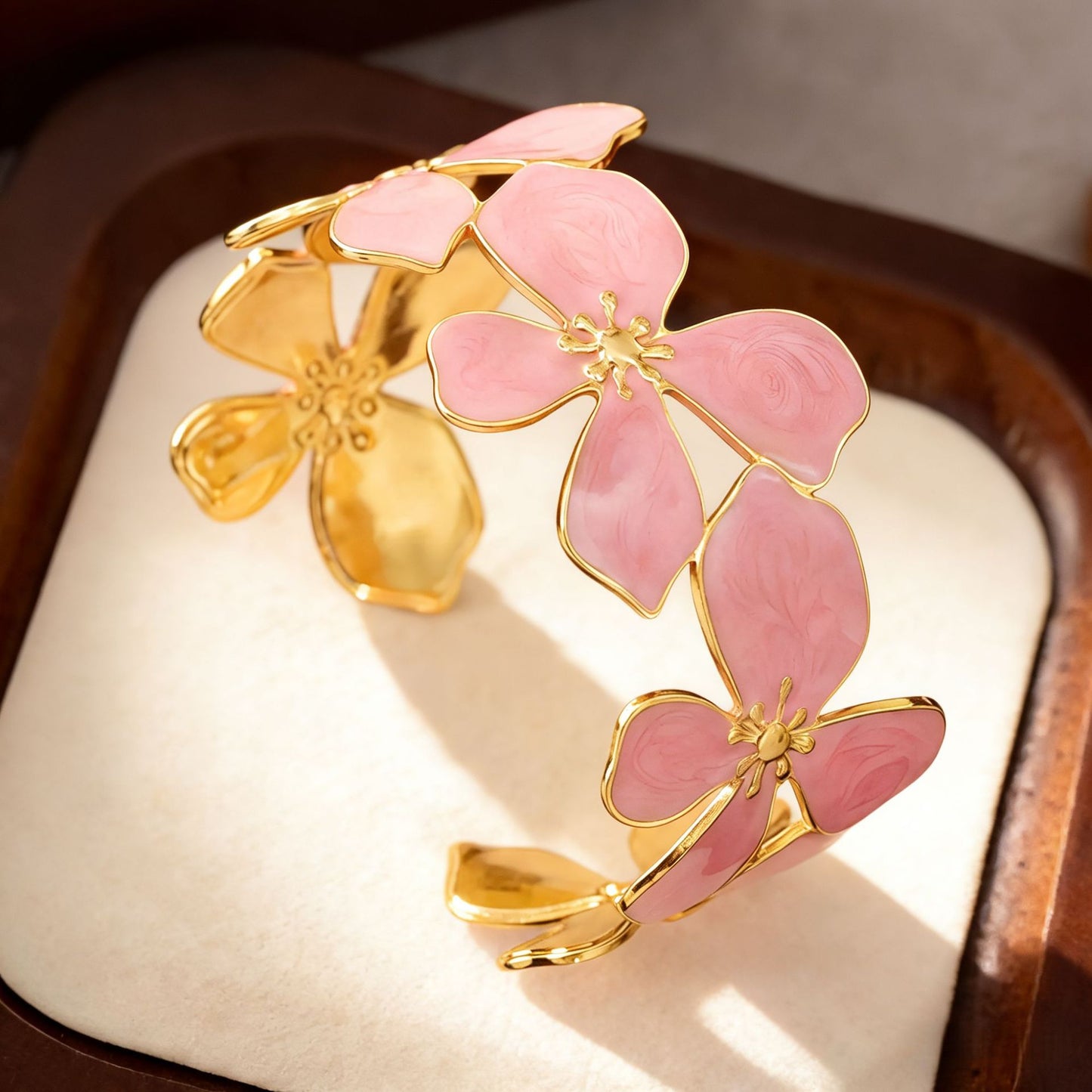 Lydia Bangle
