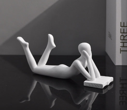 Vyrell Sculpture