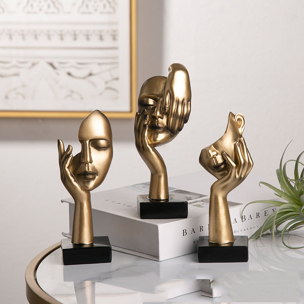 Veyrona Sculpture