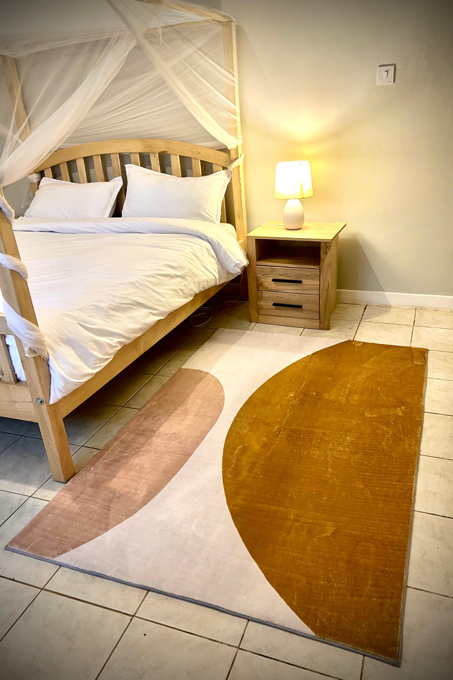 Amber Arc Carpet