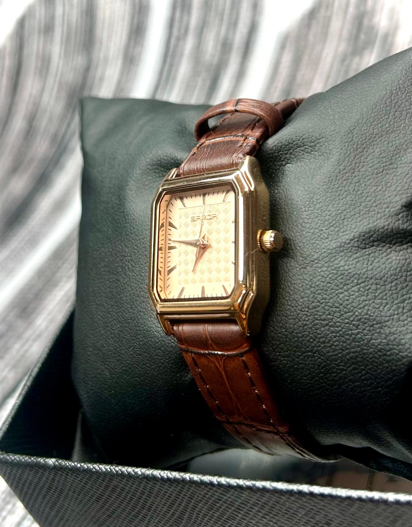 Timora Elegance Watch