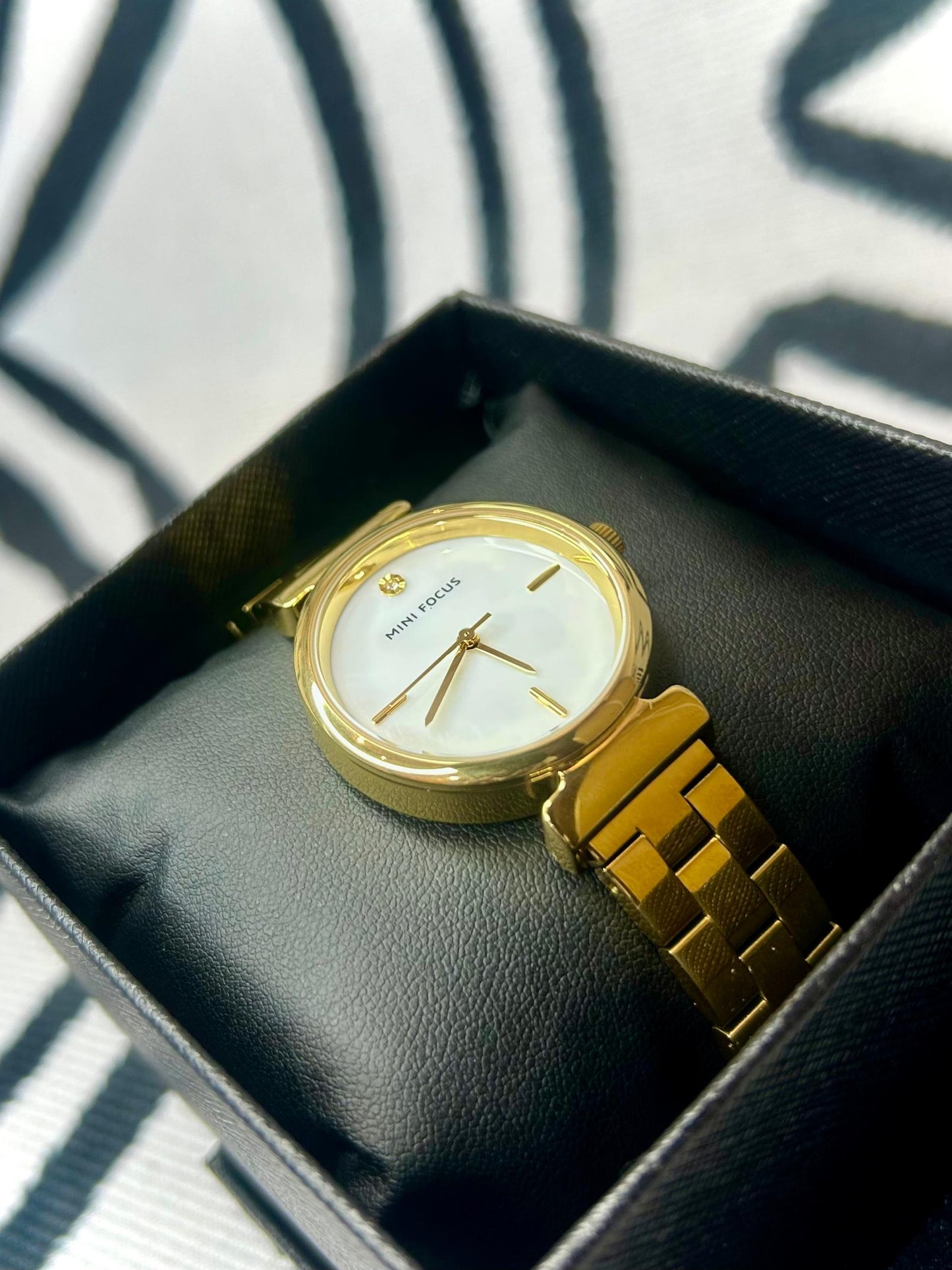Golden Aurora Watch